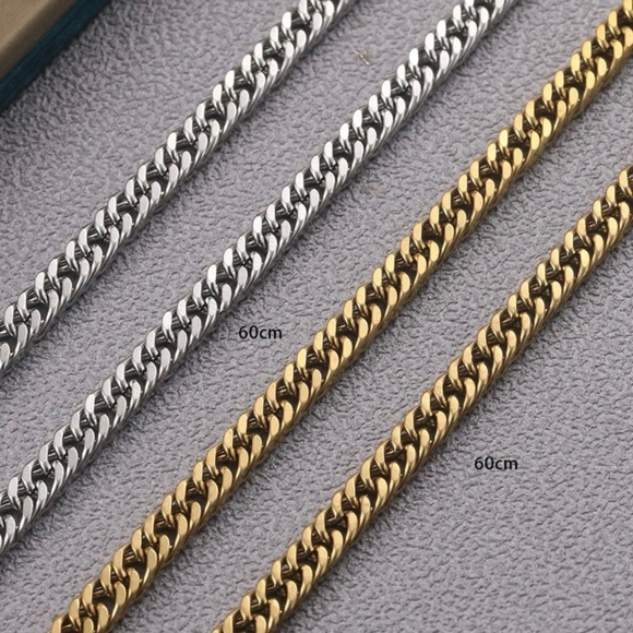 Men Stainless Steel Chain Necklace - Picture 4 of 4